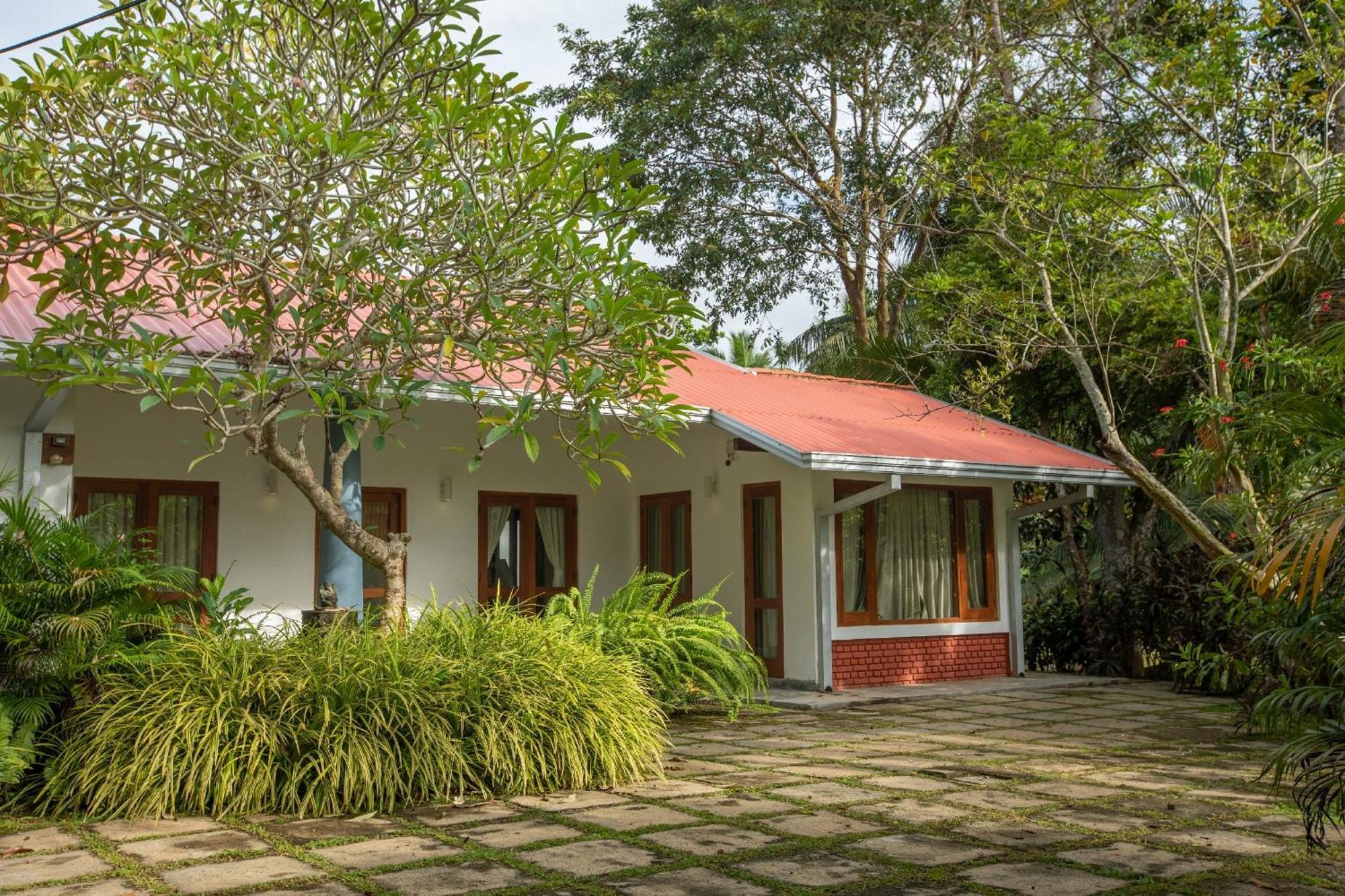 Villa Acres Green Hikkaduwa Exterior foto